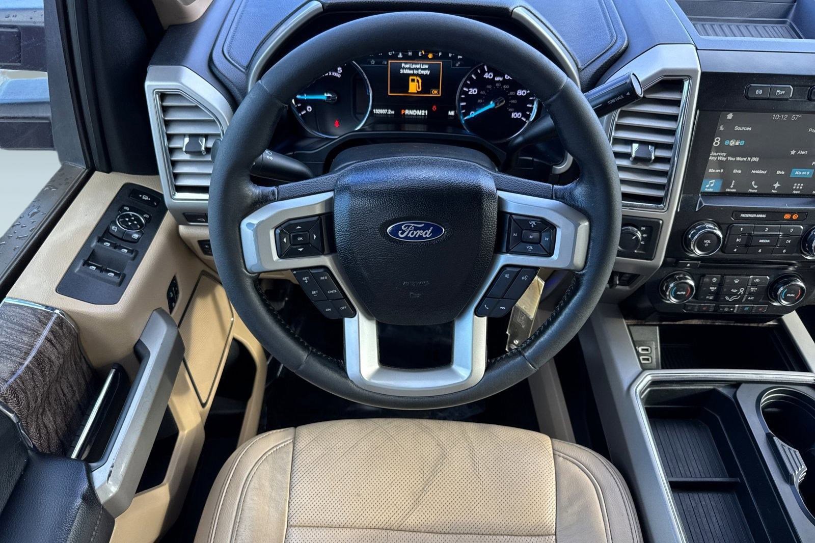 Used 2017 Ford F250 Lariat w/ Chrome Package image 28