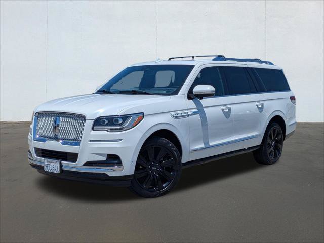 Certified 2023 Lincoln Navigator L Reserve AWD/4WD image 1