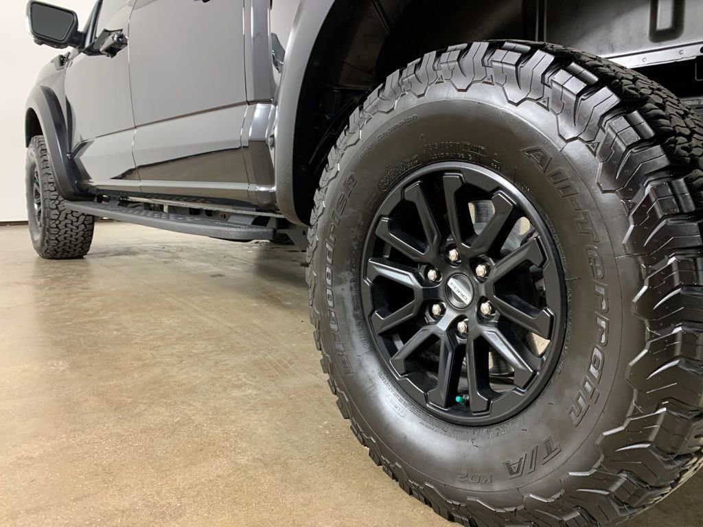 Used 2024 Ford F150 Raptor image 13