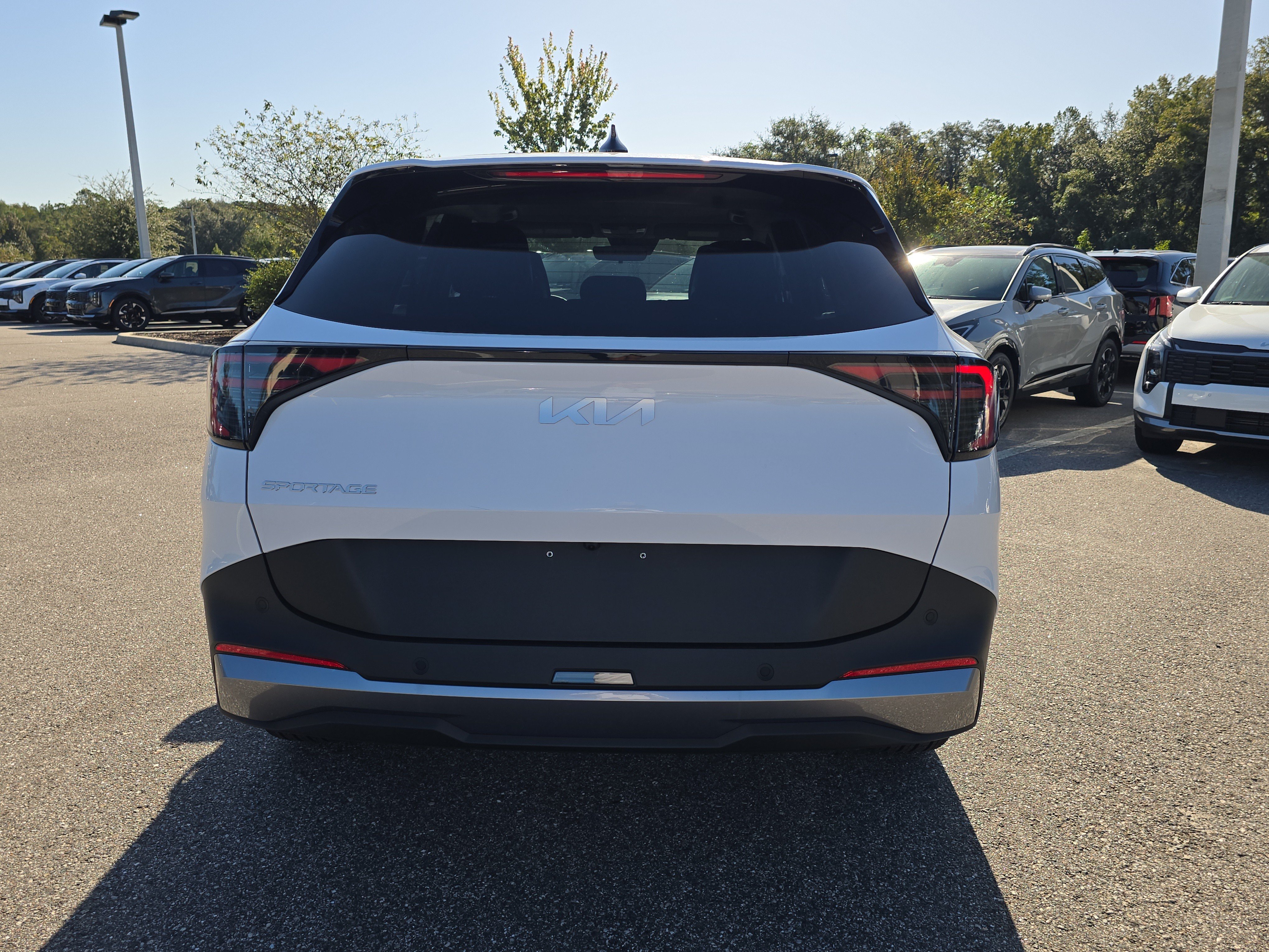 New 2027 Kia Sportage EX FWD image 7