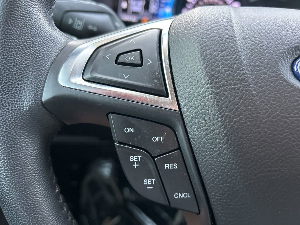 Used 2023 Ford Edge SEL w/ Sport Appearance Package image 25