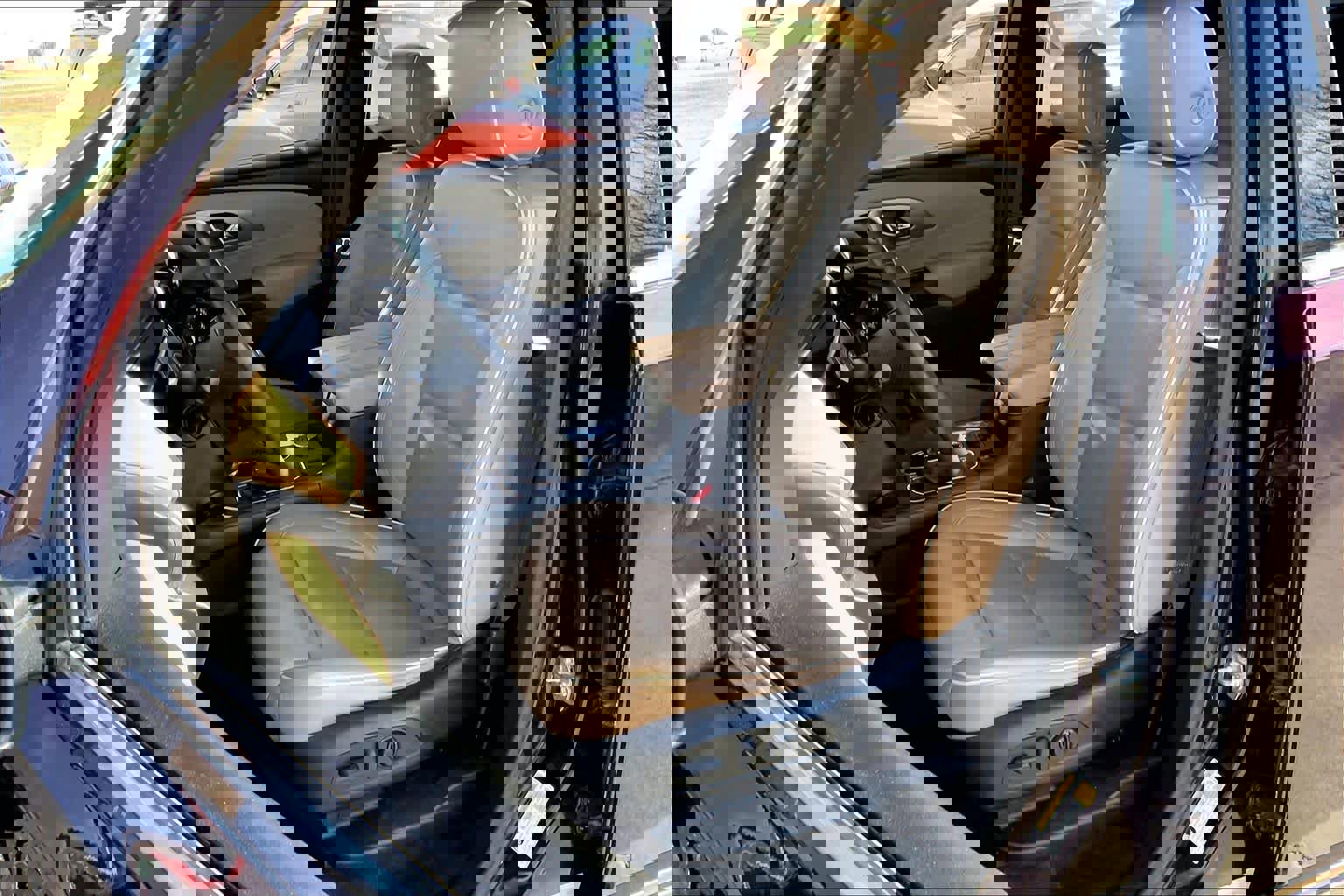 Used 2022 Chevrolet Traverse Premier image 8