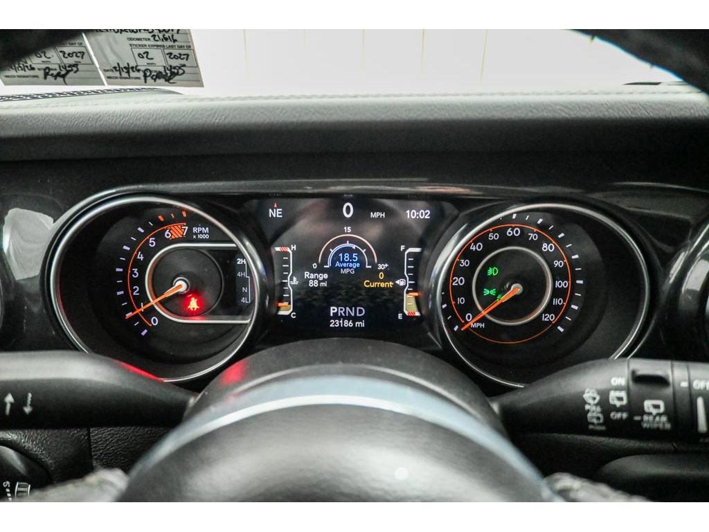 Used 2023 Jeep Wrangler Unlimited Sahara image 31