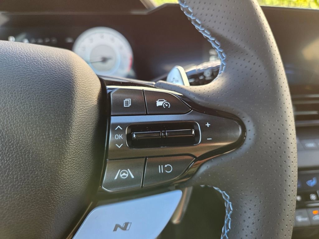 New 2025 Hyundai Elantra N Base image 30