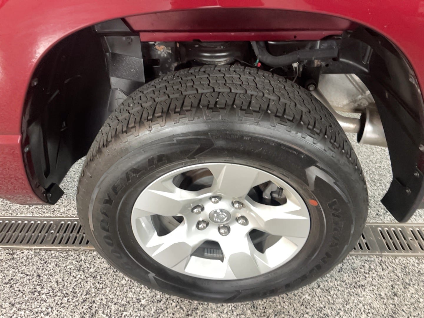 Used 2023 RAM 1500 Big Horn AWD/4WD image 7
