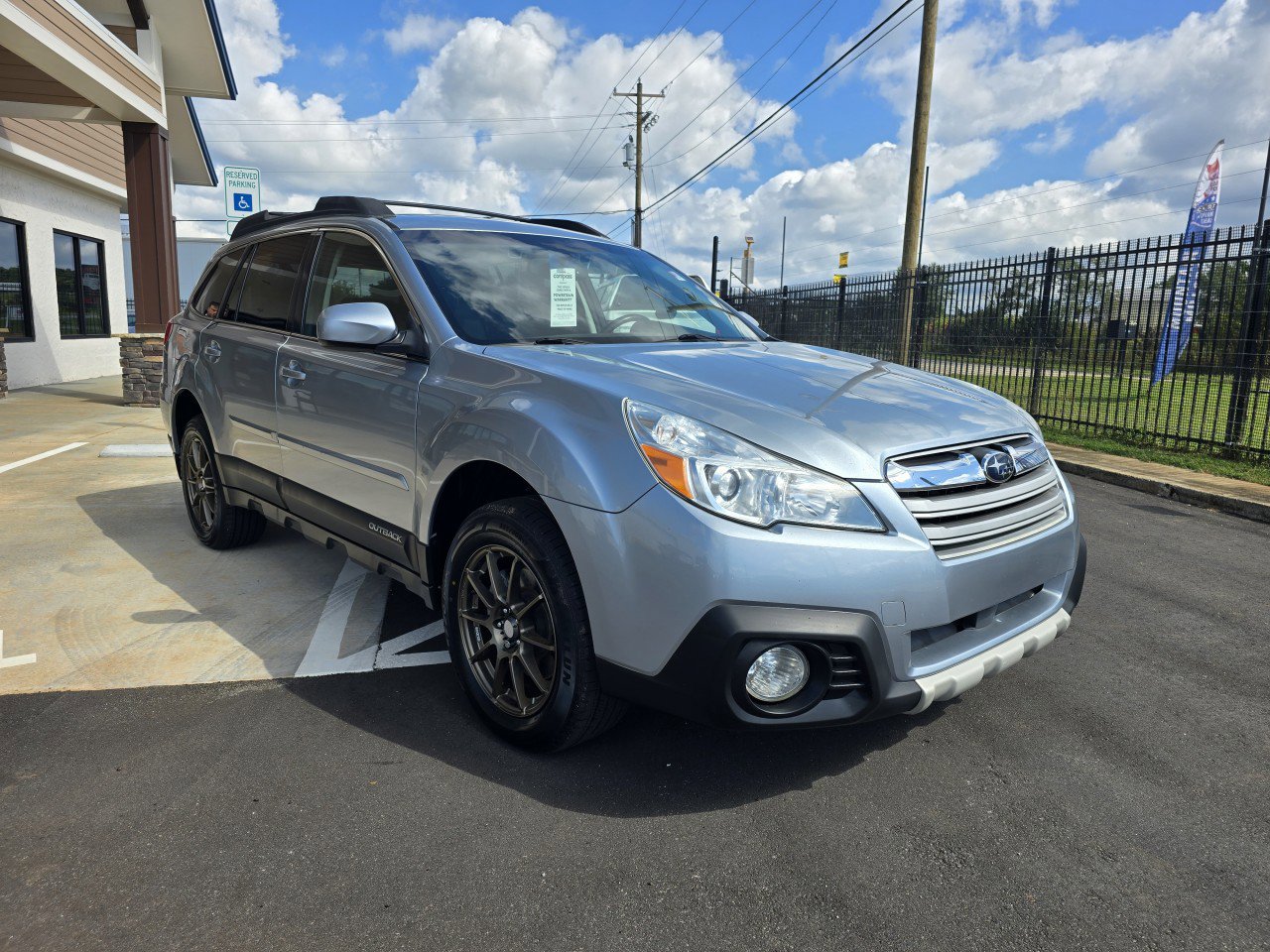 Used 2013 Subaru Outback 3.6R Limited image 8