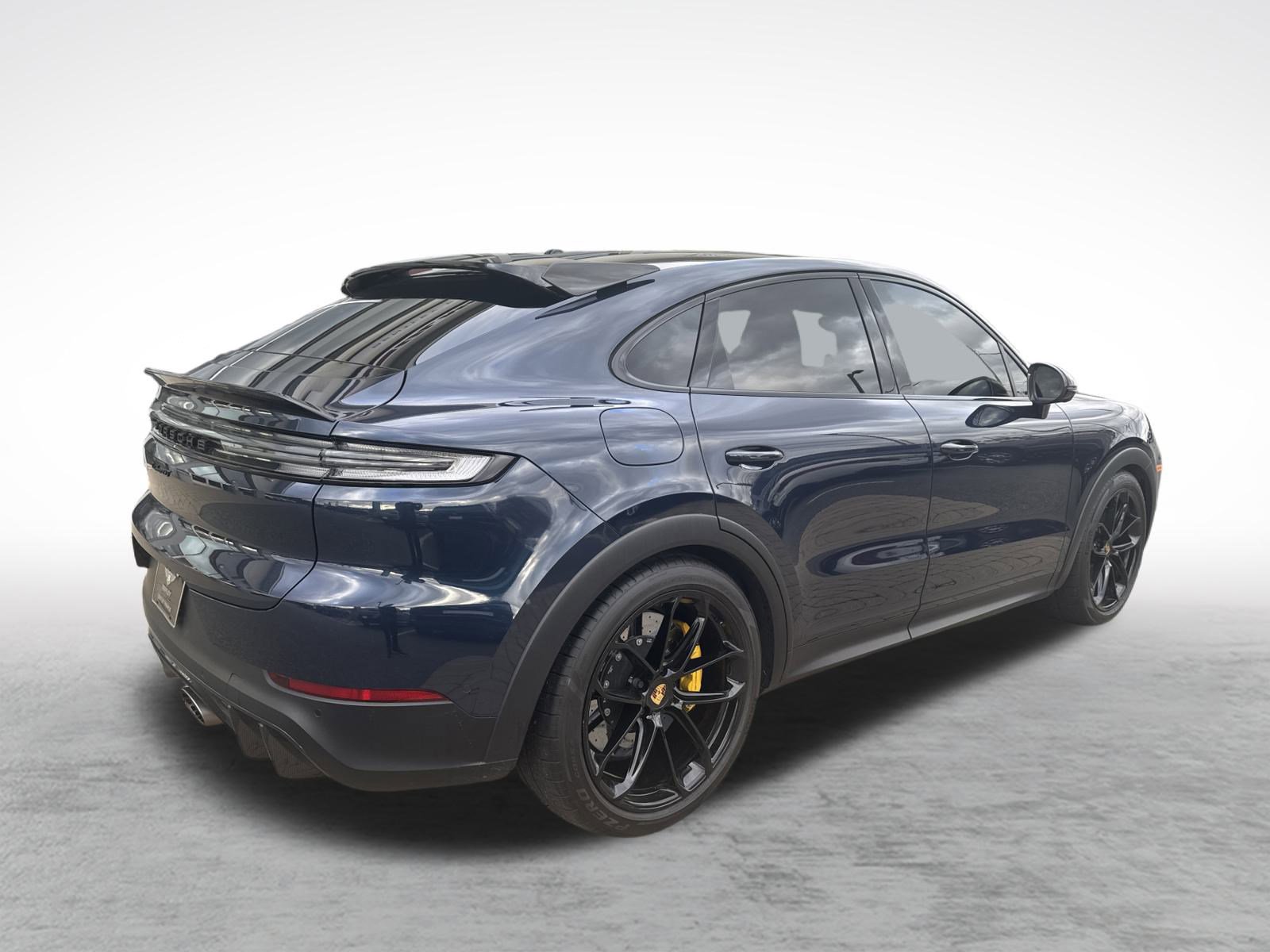 Used 2024 Porsche Cayenne Turbo GT image 10