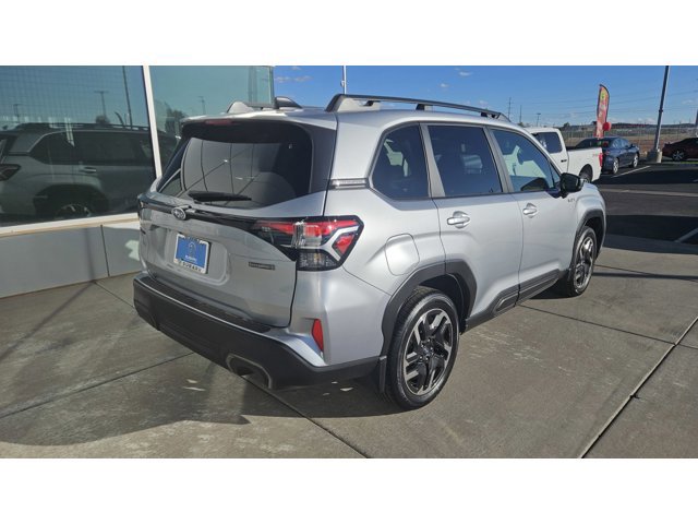 New 2025 Subaru Forester Limited image 5