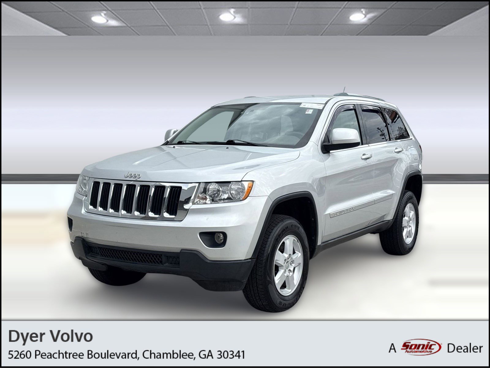 Used 2011 Jeep Grand Cherokee Laredo image 1