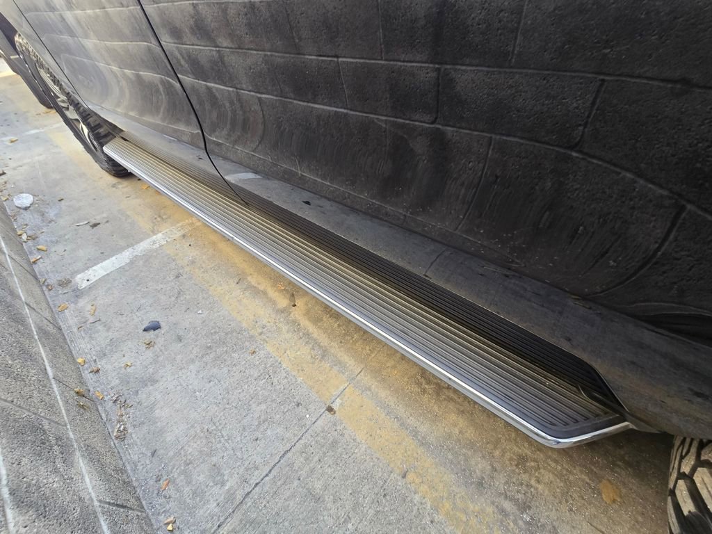 Used 2023 Ford Expedition Max Limited image 15