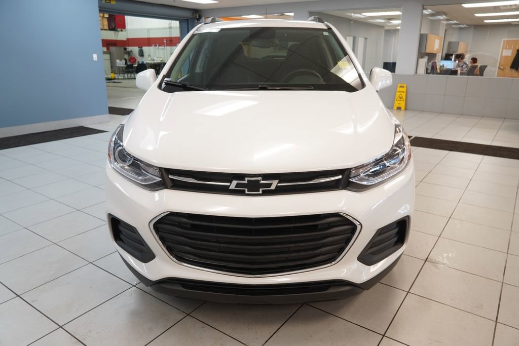 Used 2022 Chevrolet Trax LT w/ Sport Edition image 10