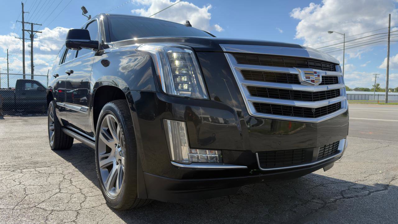 Used 2015 Cadillac Escalade Premium AWD/4WD image 12
