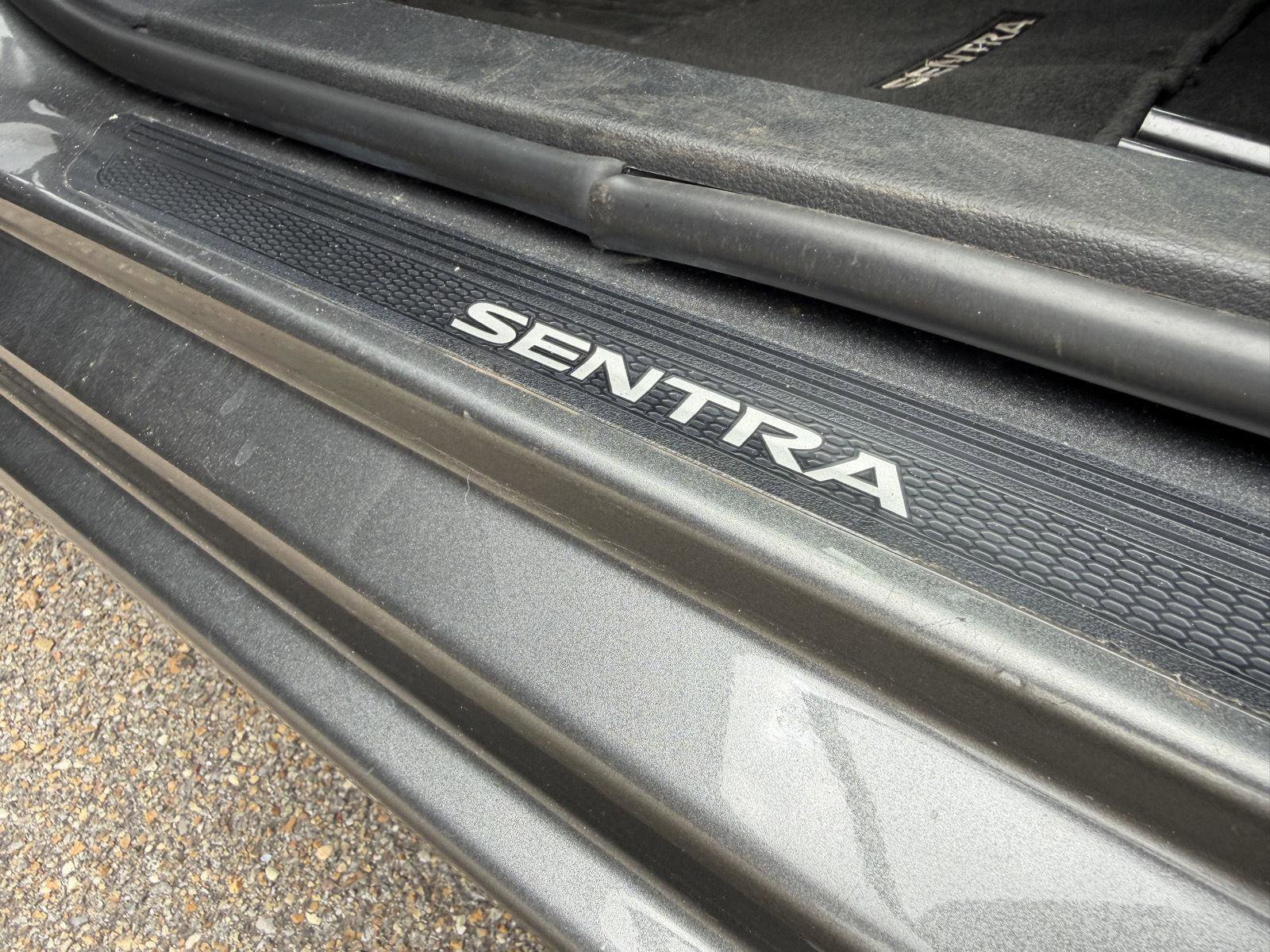 Used 2024 Nissan Sentra SV FWD image 25