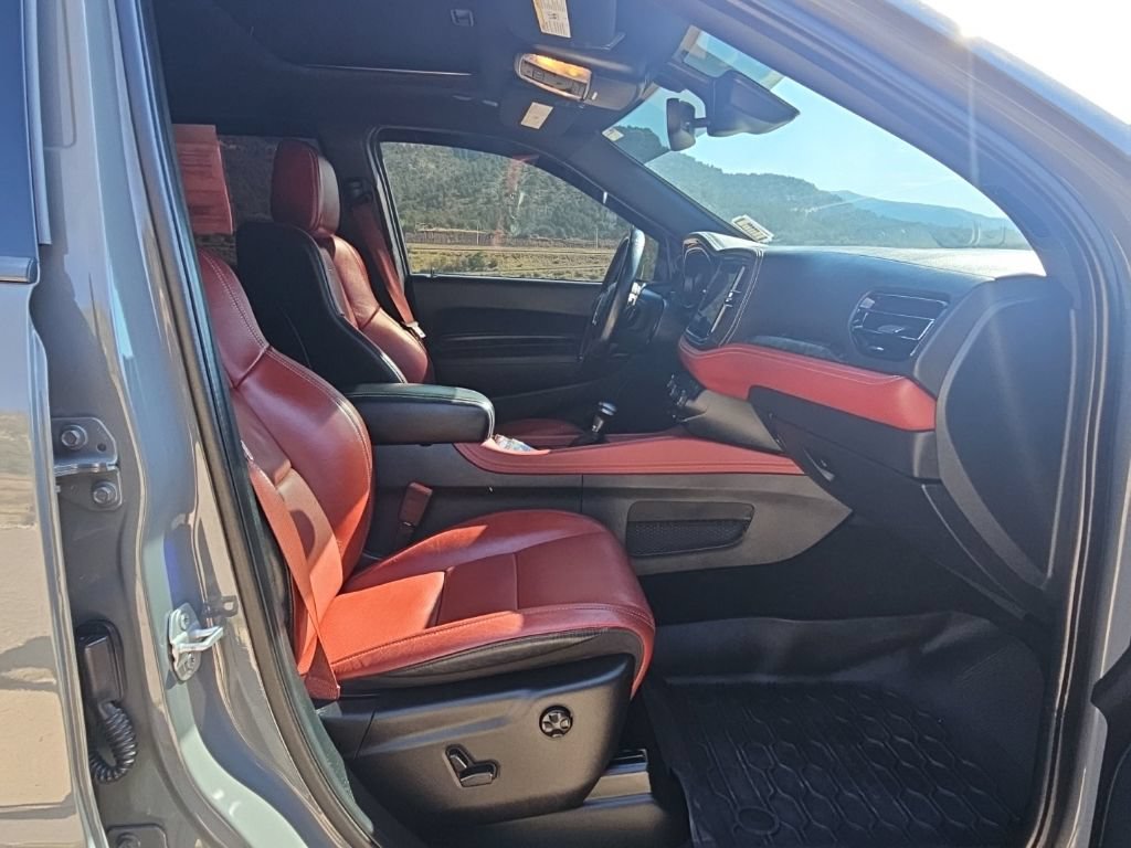Used 2023 Dodge Durango SRT AWD/4WD image 18