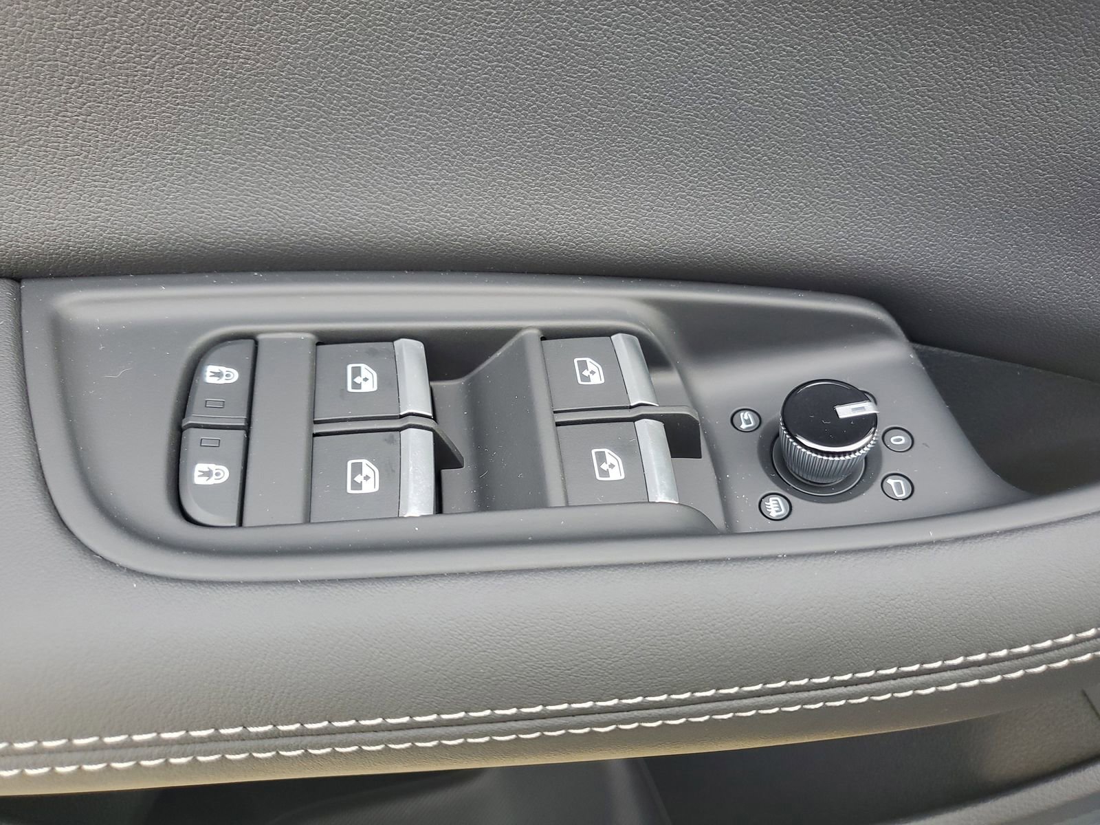 New 2026 Audi Q8 Premium Plus image 21