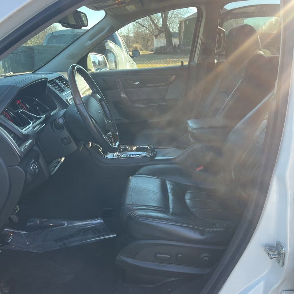 Used 2015 GMC Acadia Denali image 5