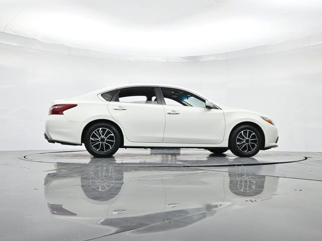 Used 2018 Nissan Altima 2.5 S w/ S Convenience Package image 30