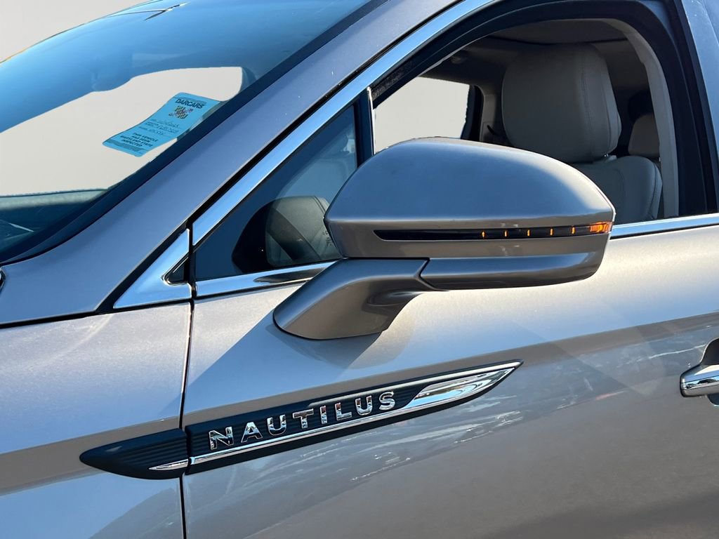 Used 2020 Lincoln Nautilus Reserve image 26