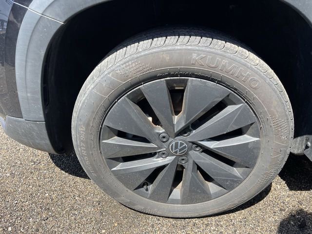 Used 2022 Volkswagen Taos S FWD image 2