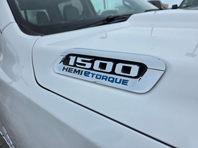Used 2024 RAM 1500 Limited image 8