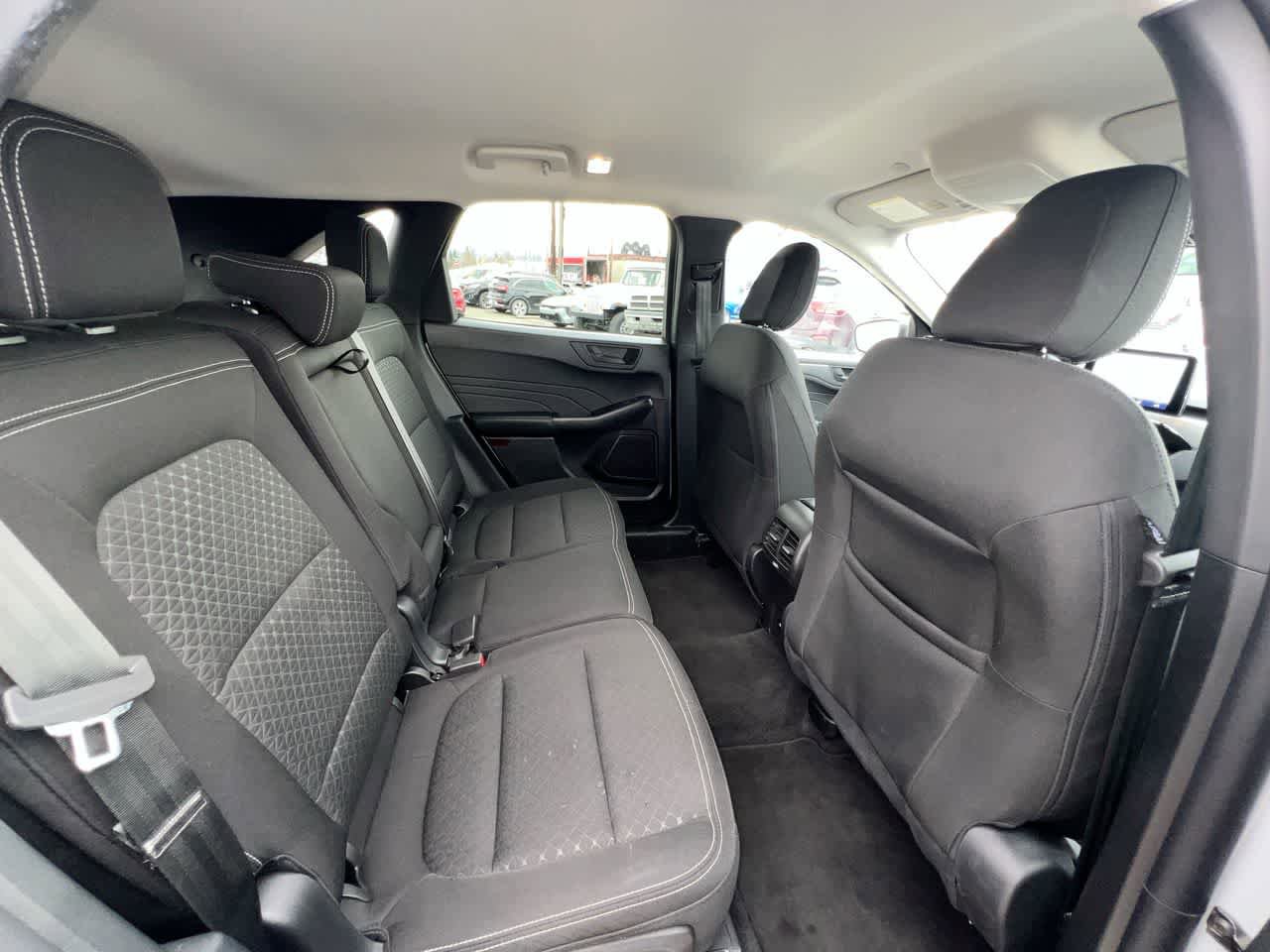 Used 2025 Ford Escape Active AWD/4WD image 24