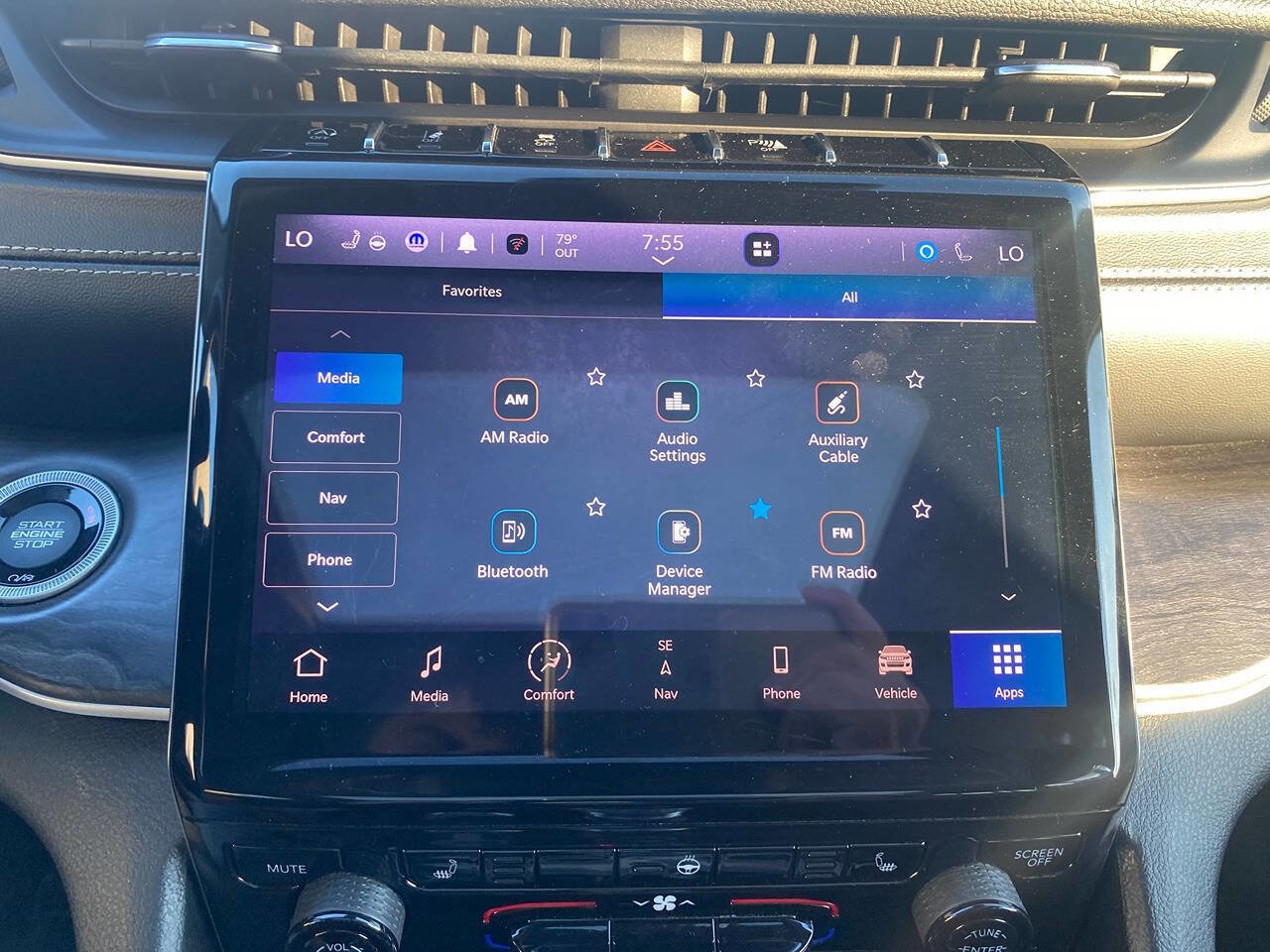 Used 2021 Jeep Grand Cherokee L Limited image 23