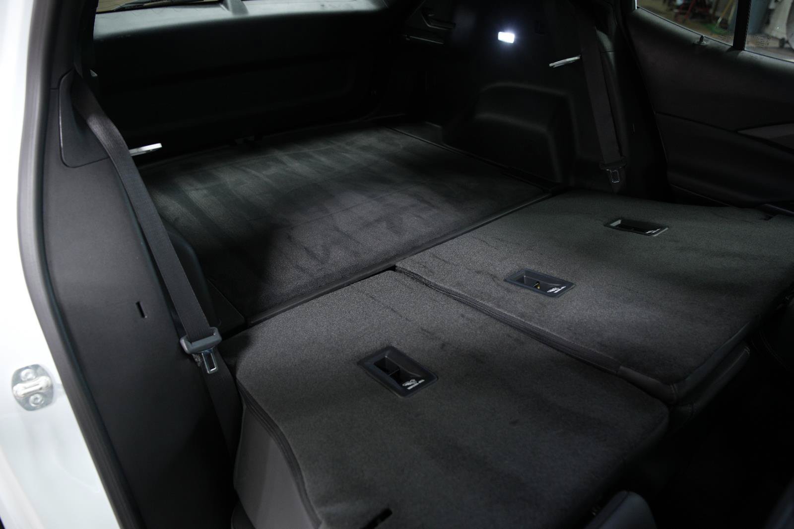 Used 2024 Chevrolet Equinox EV LT w/ LPO, Trailering Package FWD image 20