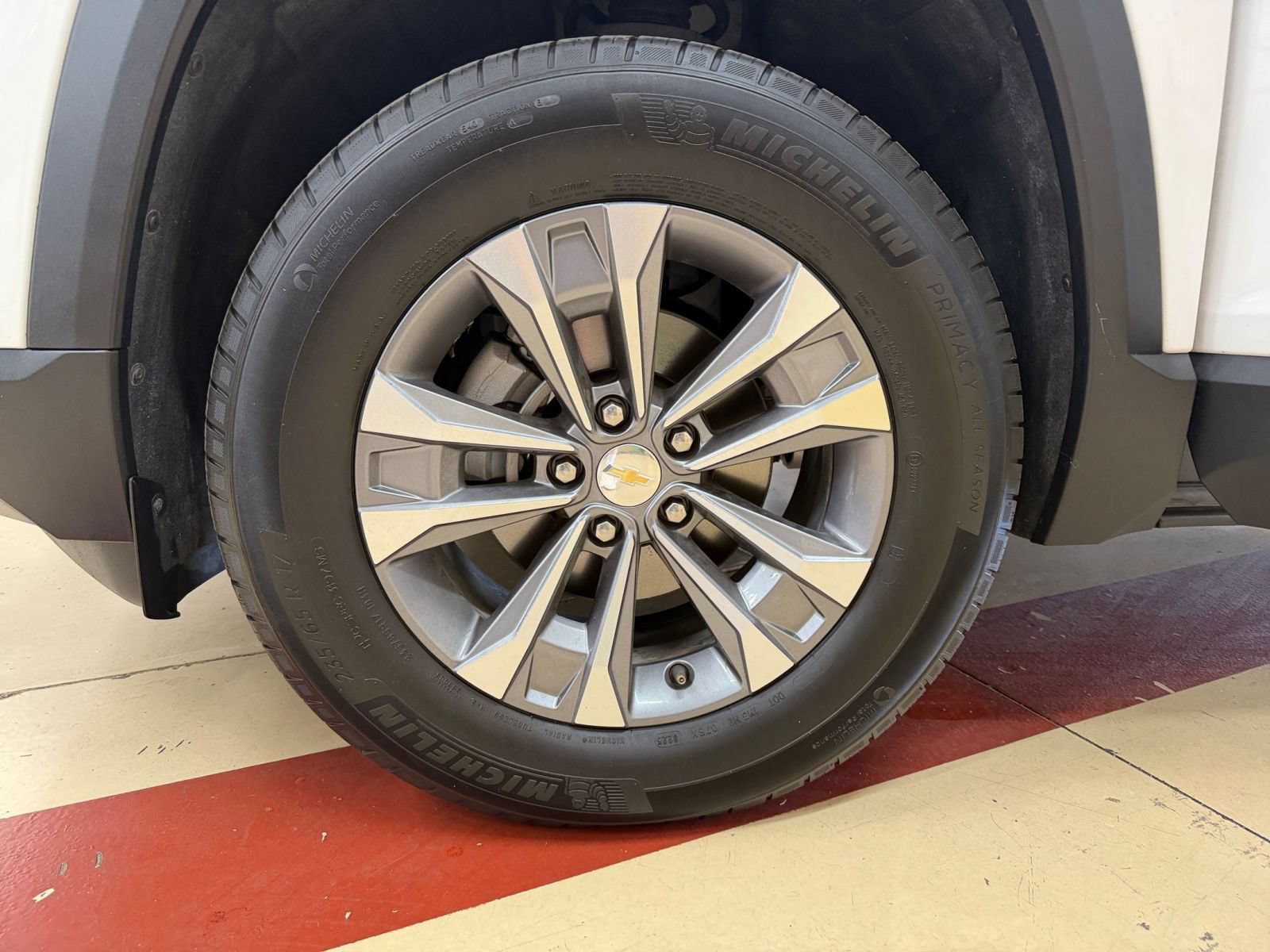 Used 2025 Chevrolet Equinox LT AWD/4WD image 31