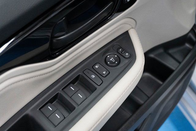 New 2026 Honda Odyssey Touring image 17