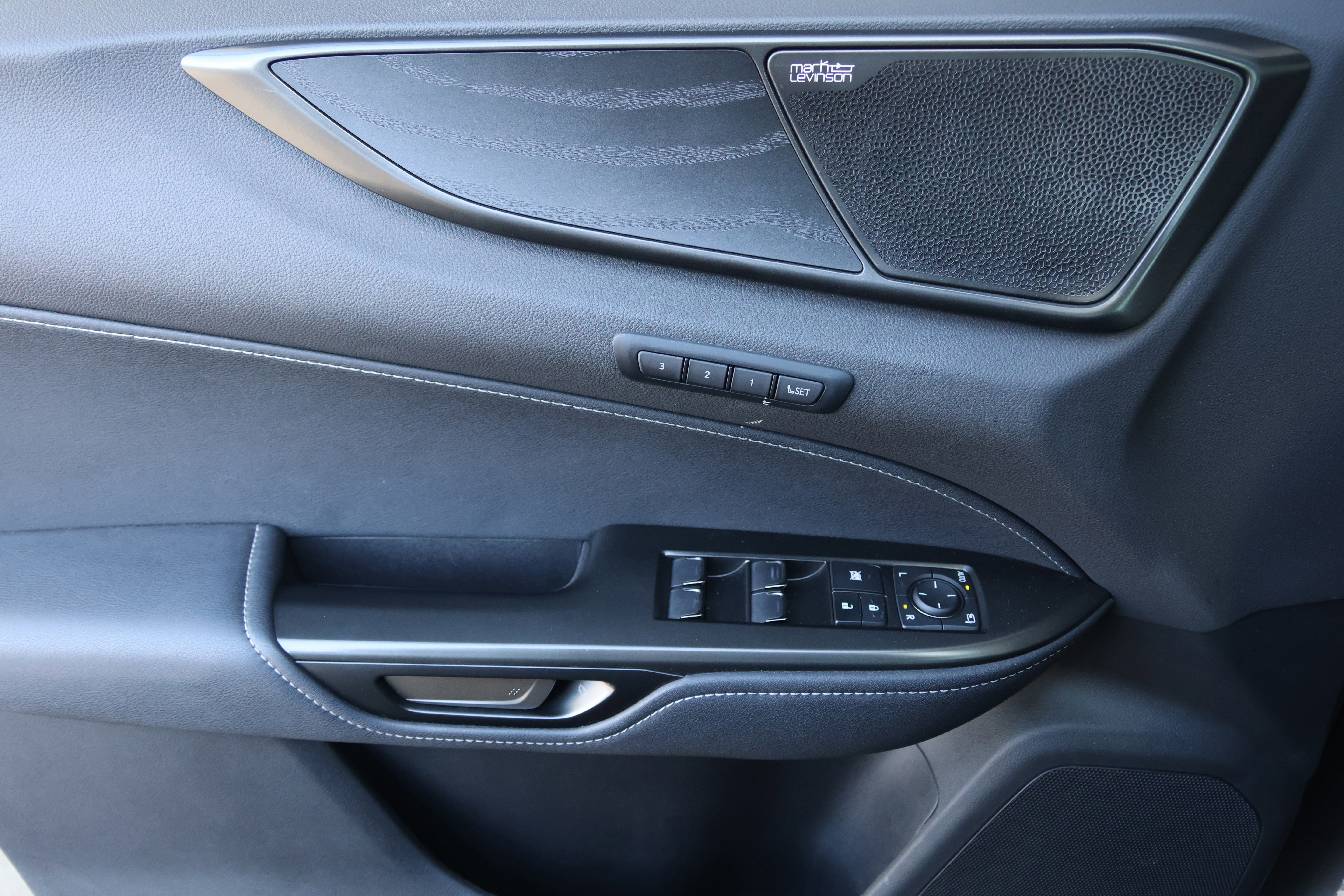 Certified 2022 Lexus NX 350h 350h Luxury w/ Vision Package image 12