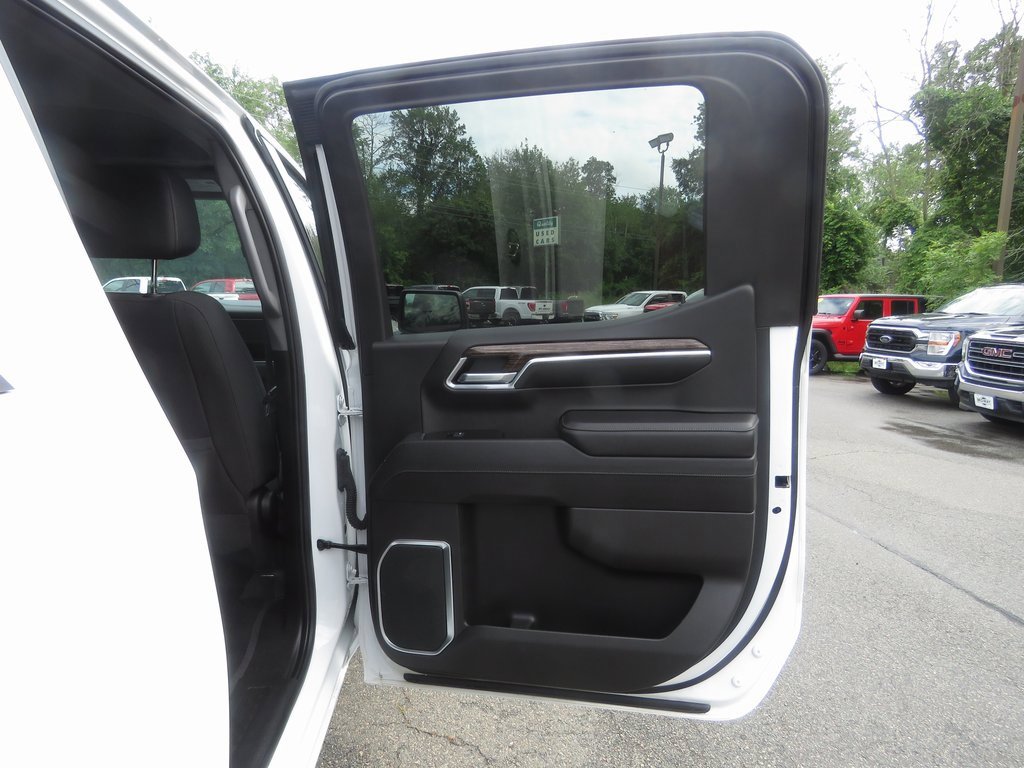 Used 2023 GMC Sierra 1500 Elevation image 16