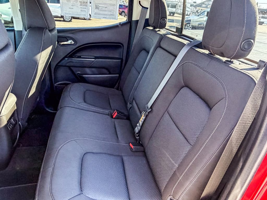 Used 2016 Chevrolet Colorado LT w/ LT Convenience Package image 40