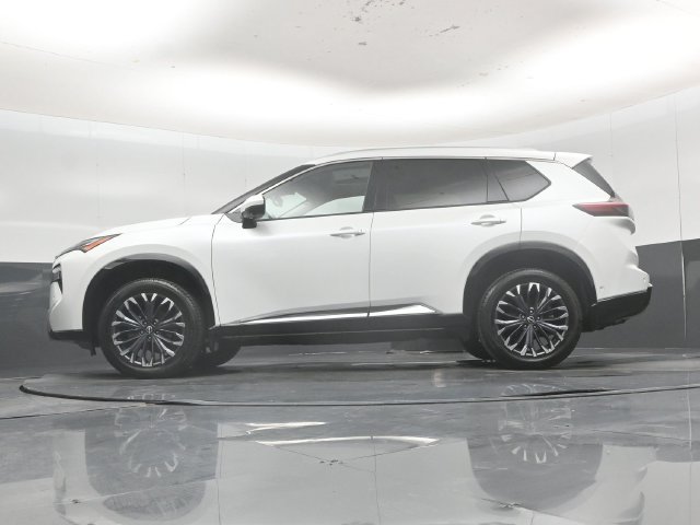 Used 2024 Nissan Rogue Platinum FWD image 56