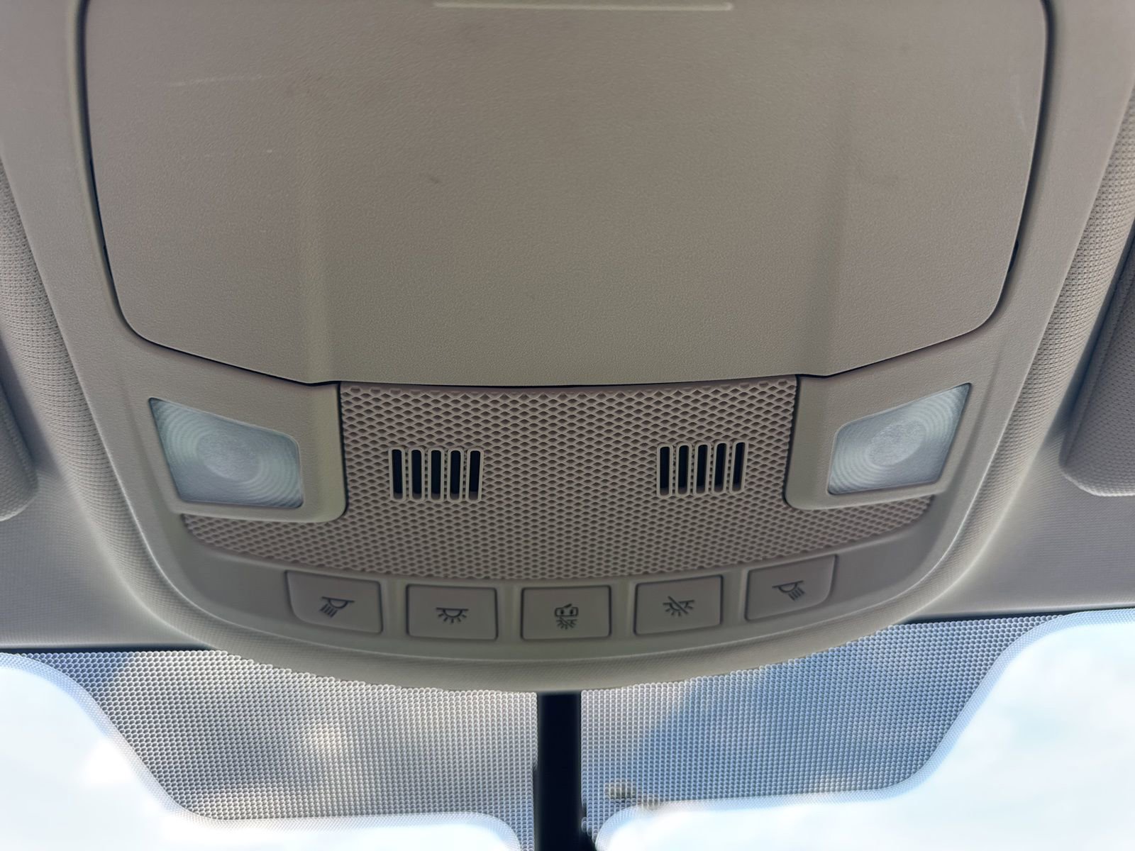 Used 2019 Lincoln MKC Premiere image 31