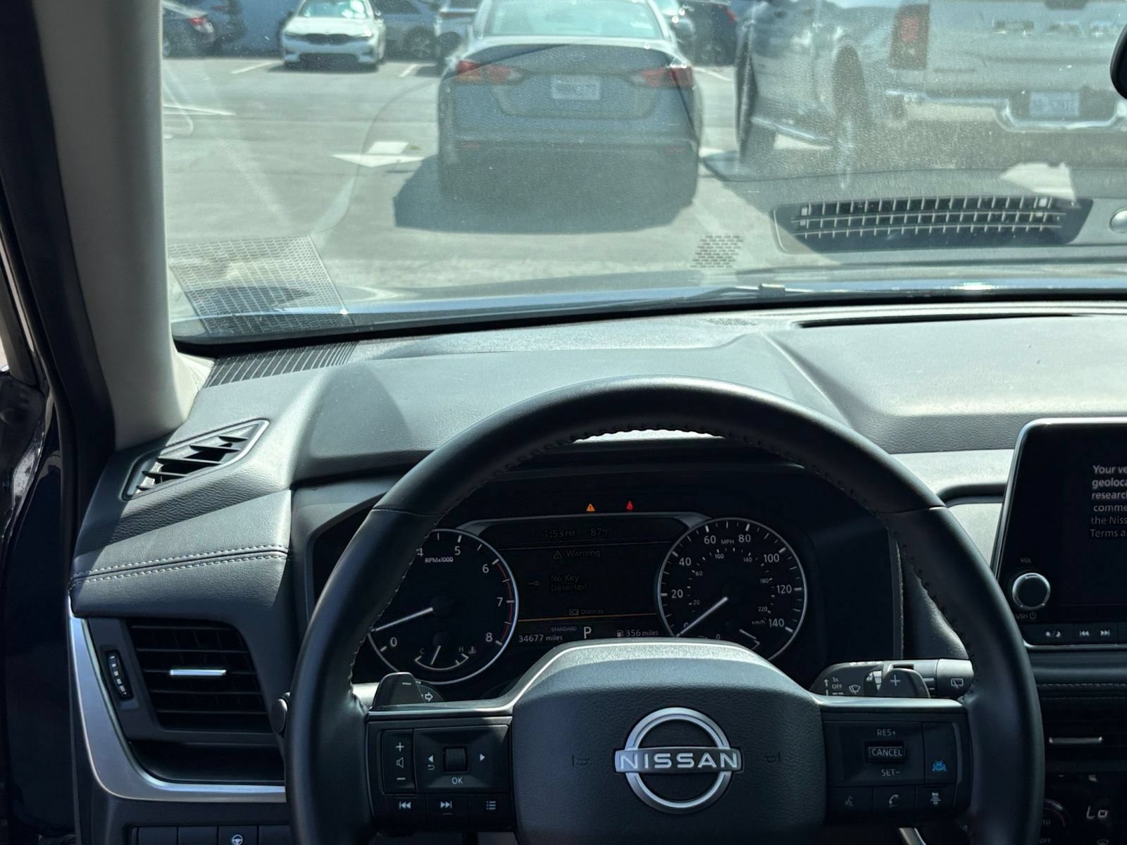 Used 2025 Nissan Rogue SV FWD image 35