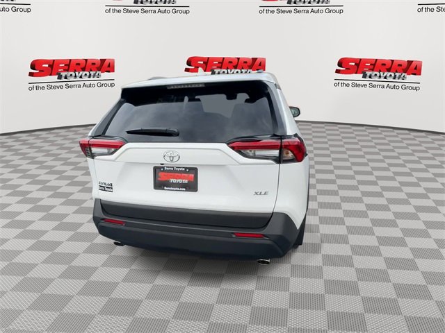 Used 2025 Toyota RAV4 XLE w/ Convenience Package image 8