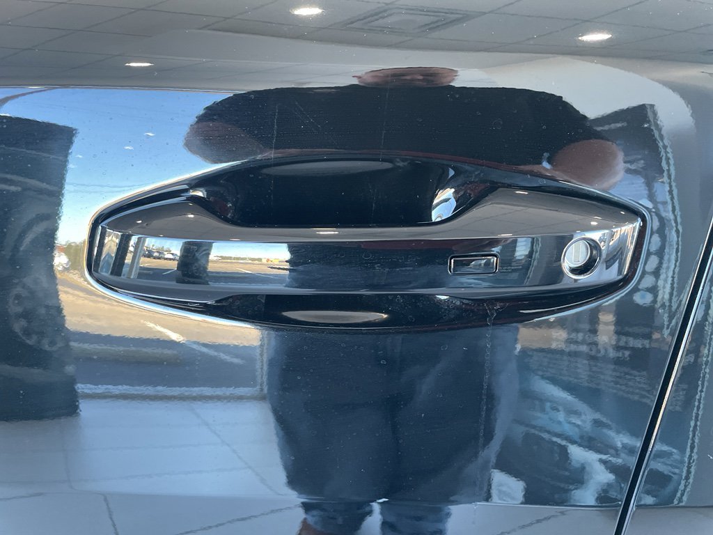 New 2026 Nissan Sentra SV image 7