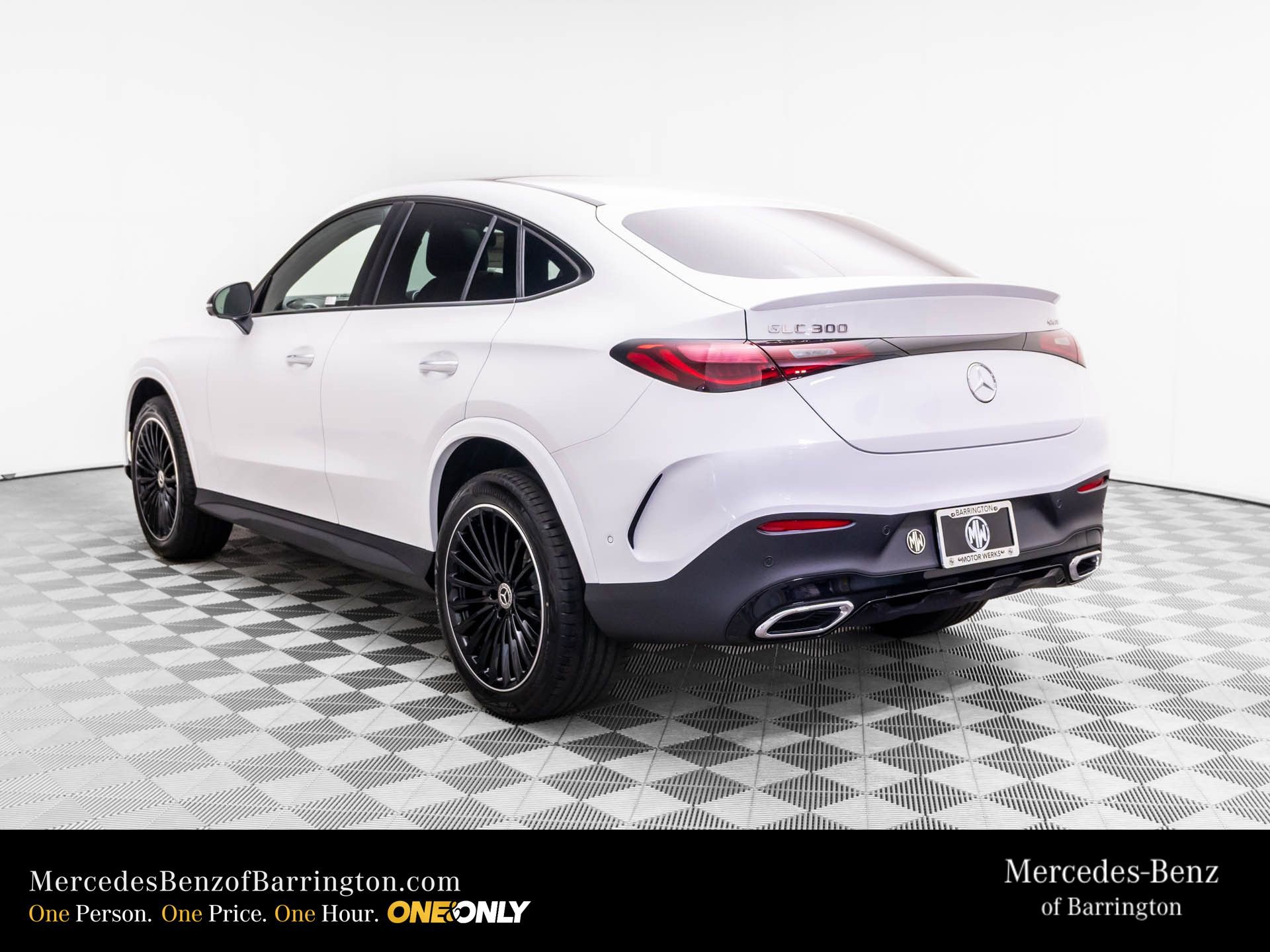 New 2026 Mercedes-Benz GLC 300 4MATIC image 3