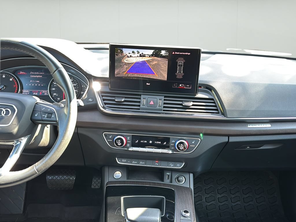 Used 2023 Audi Q5 2.0T Premium w/ Convenience Package AWD/4WD image 18