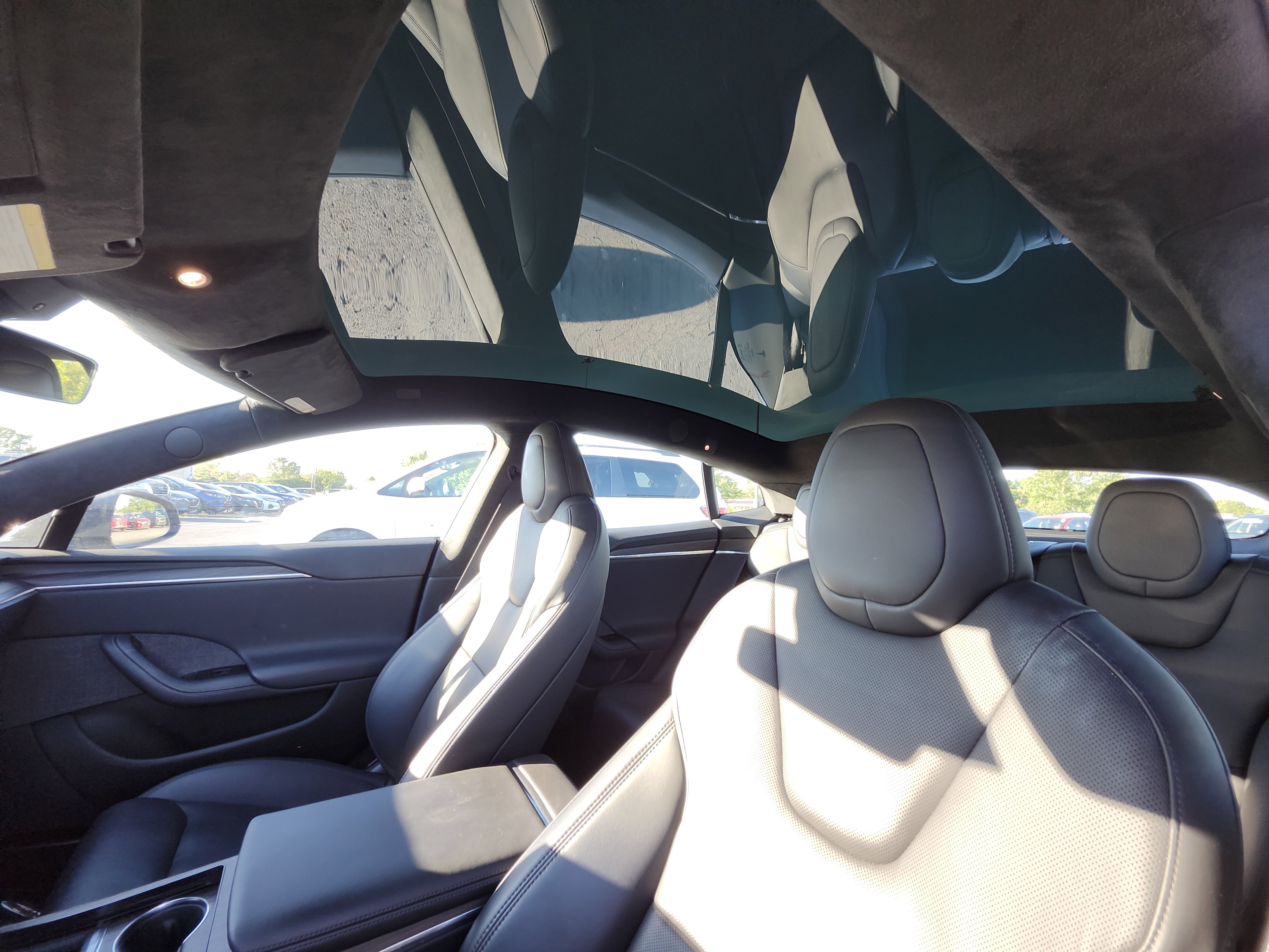 Used 2022 Tesla Model S AWD/4WD image 2