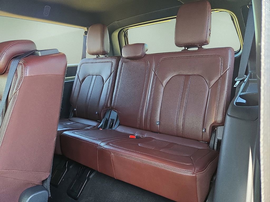 Used 2024 Ford Expedition Max Limited image 15