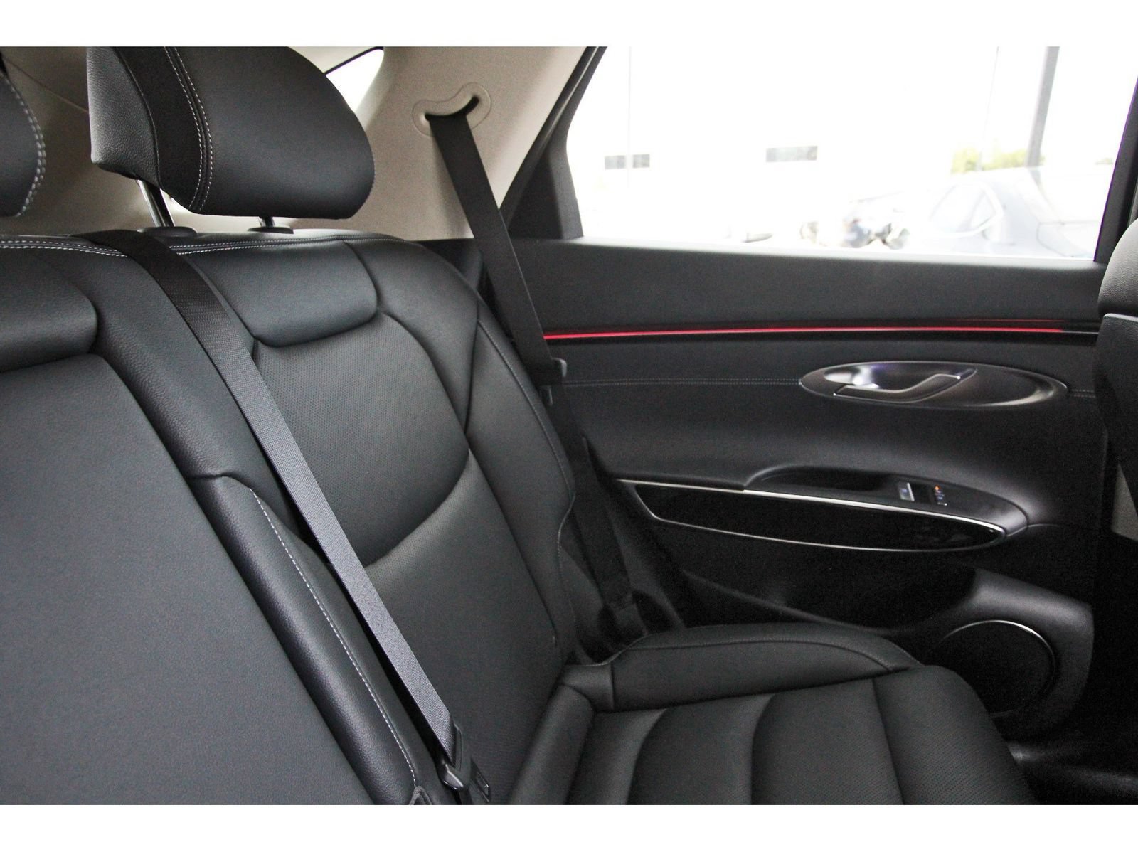Used 2026 Genesis GV70 2.5T AWD/4WD image 14