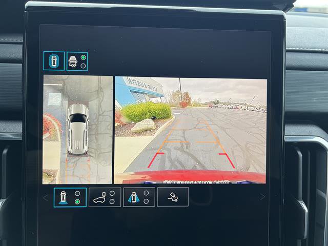 Used 2024 GMC Acadia Elevation image 27