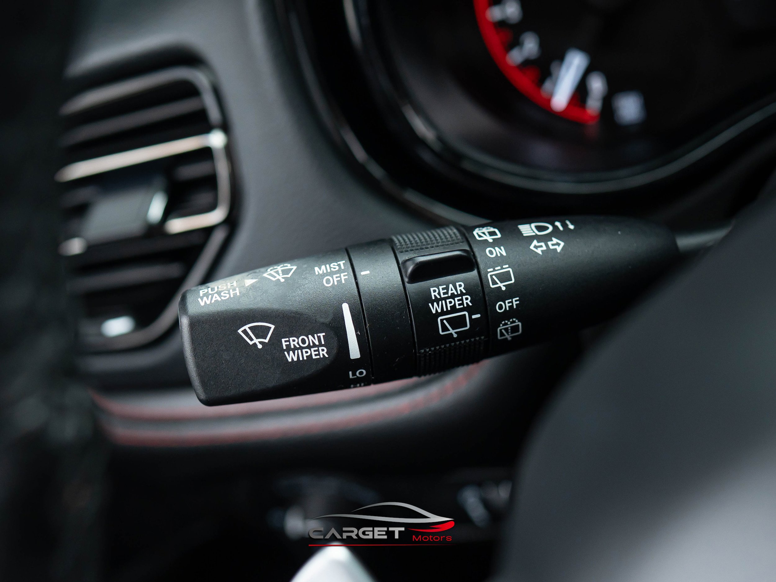 Used 2023 Dodge Durango R/T RWD image 28