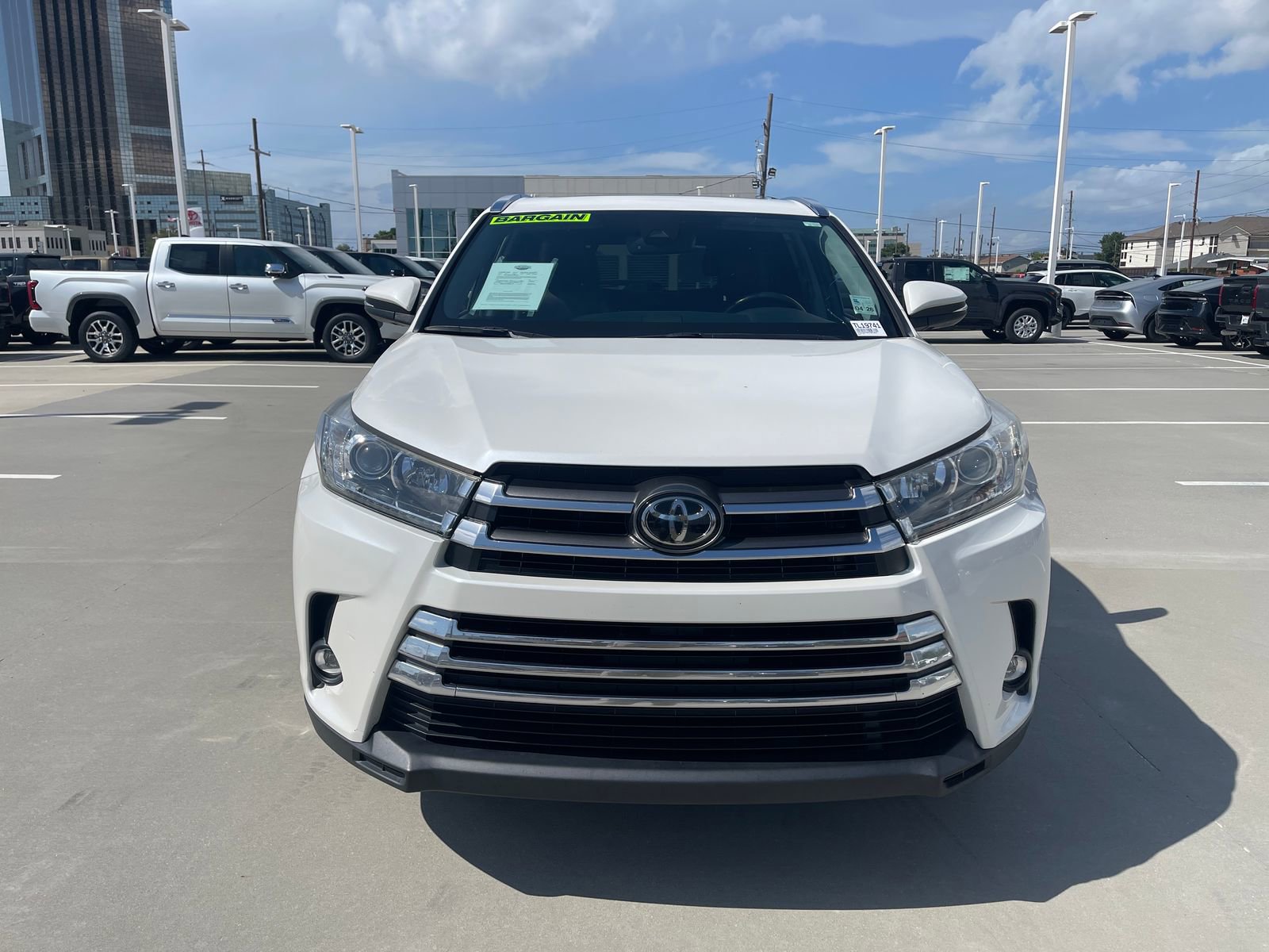 Used 2019 Toyota Highlander Limited FWD image 9