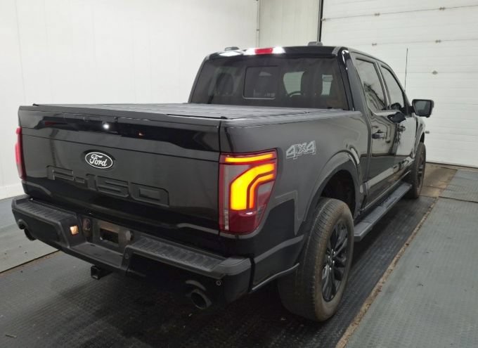 Used 2024 Ford F150 Lariat w/ Equipment Group 502A High AWD/4WD image 5