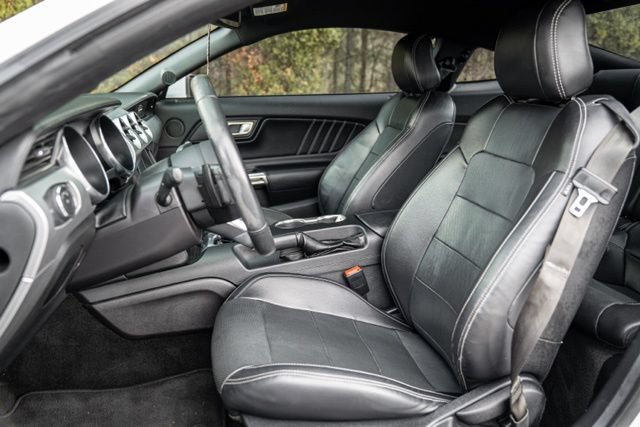 Used 2018 Ford Mustang Premium RWD image 23