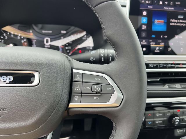New 2025 Jeep Compass Limited w/ Sun & Sound Group image 18
