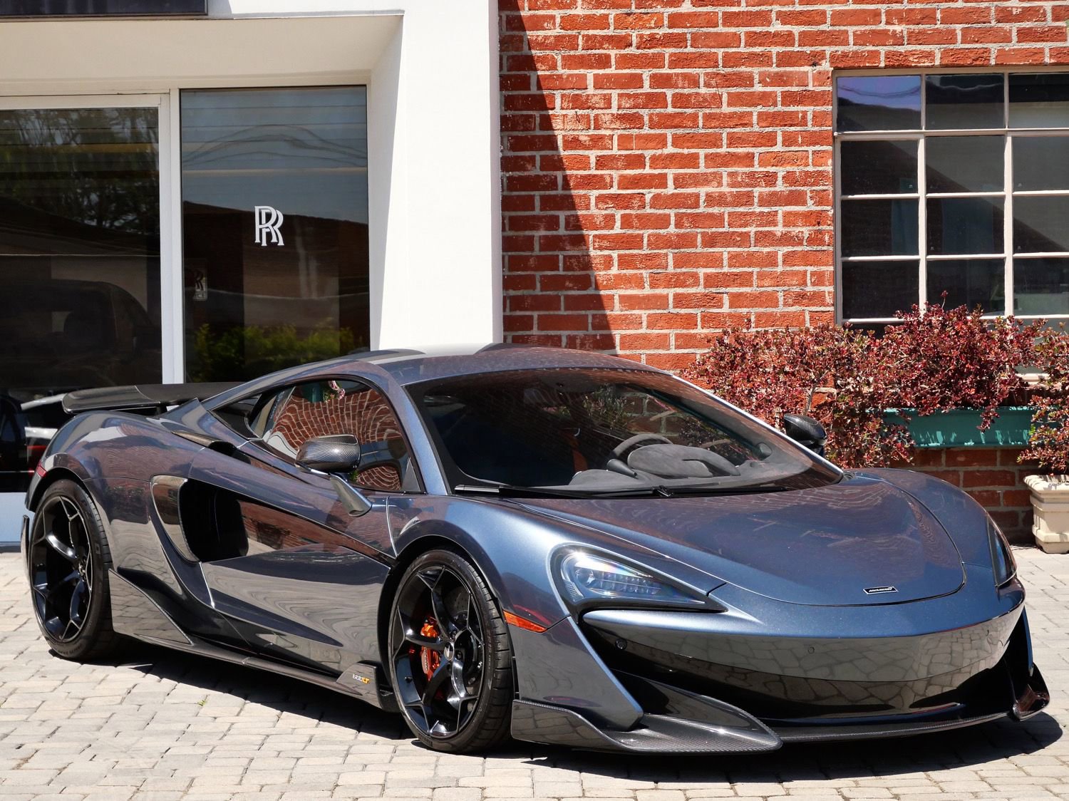 Used 2019 McLaren 600LT RWD image 1