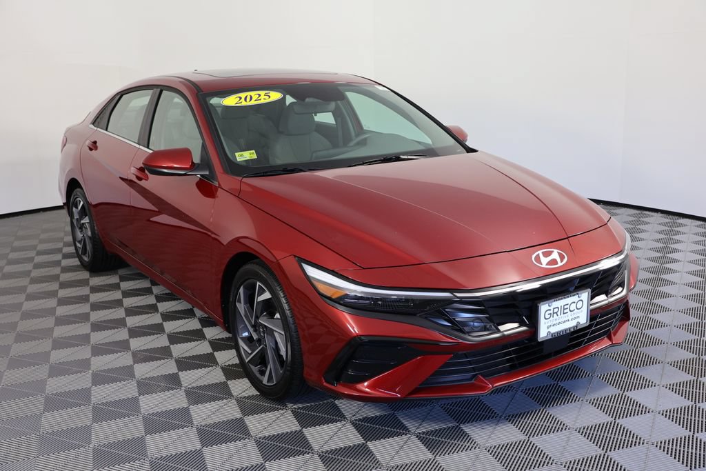 Used 2025 Hyundai Elantra SEL
